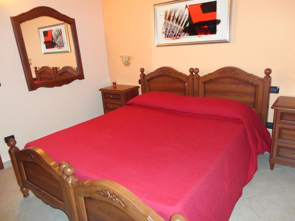Pinus Rooms Benevento Quarto foto